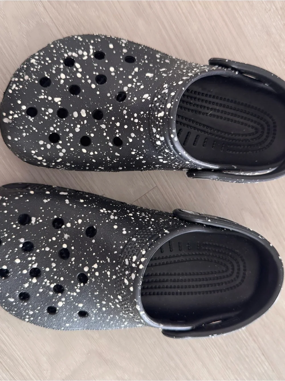 Kids Black Speckled Slip-On Crocs size JR.3